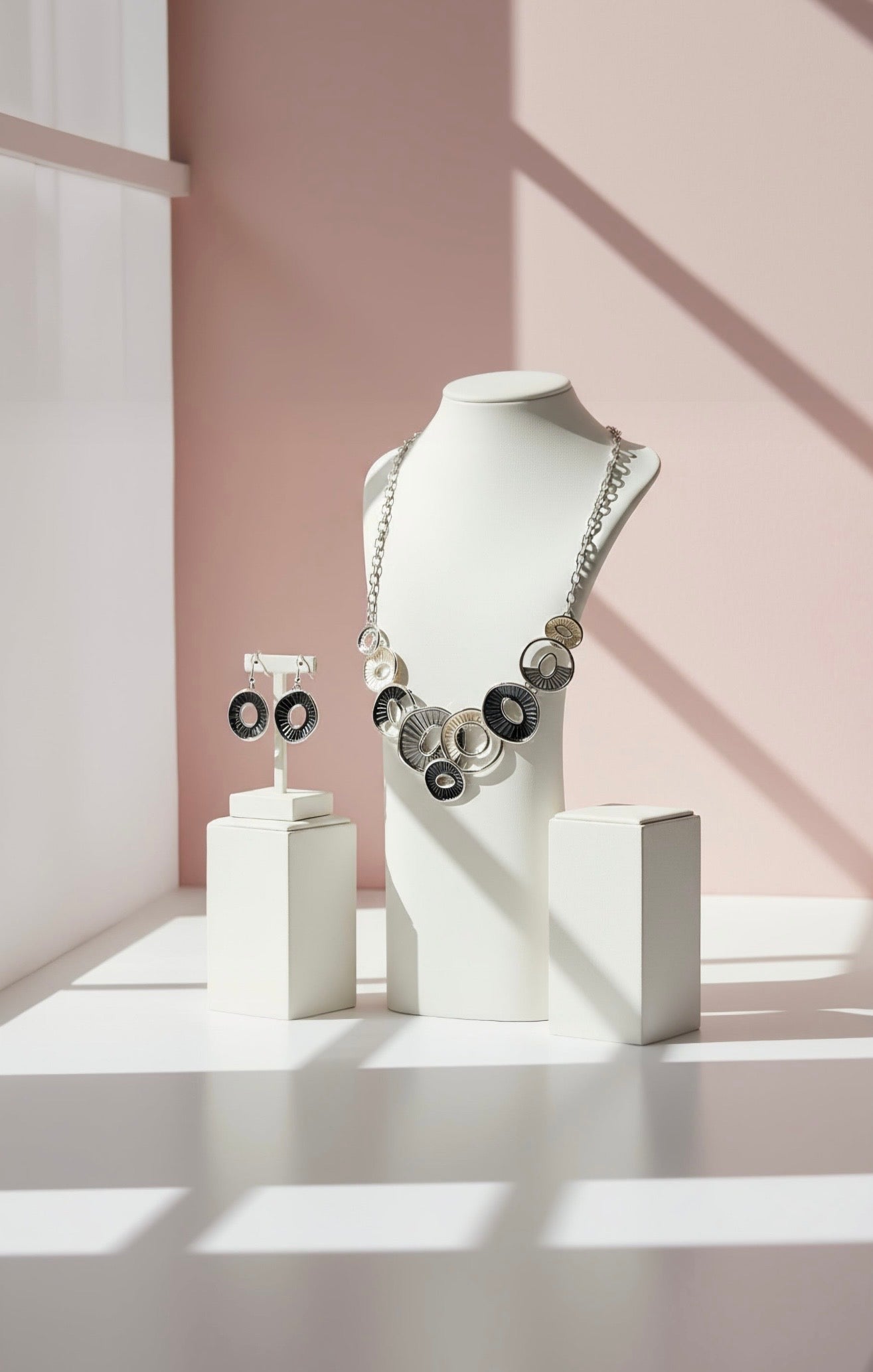 Abstract Oval Necklace & Earrings Set