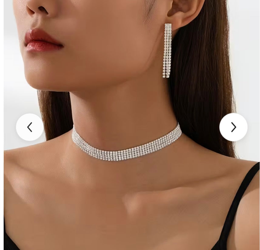 Diamanté choker and earrings set